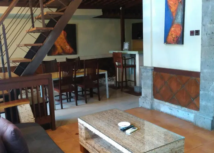 Hotel Puri Ayu Sanur