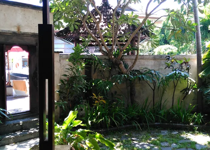 Puri Ayu