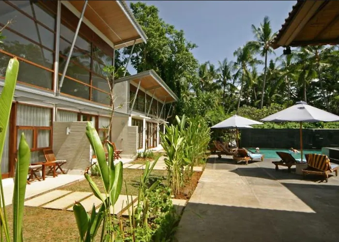 Puri Ayu 4*