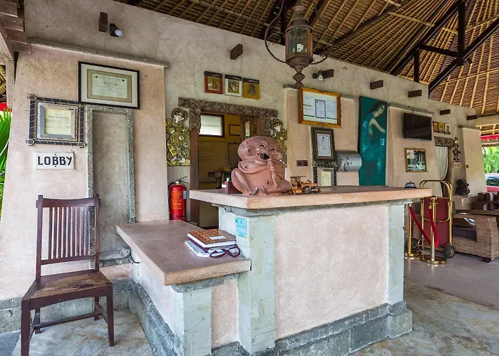 Puri Ayu Hotel 4*